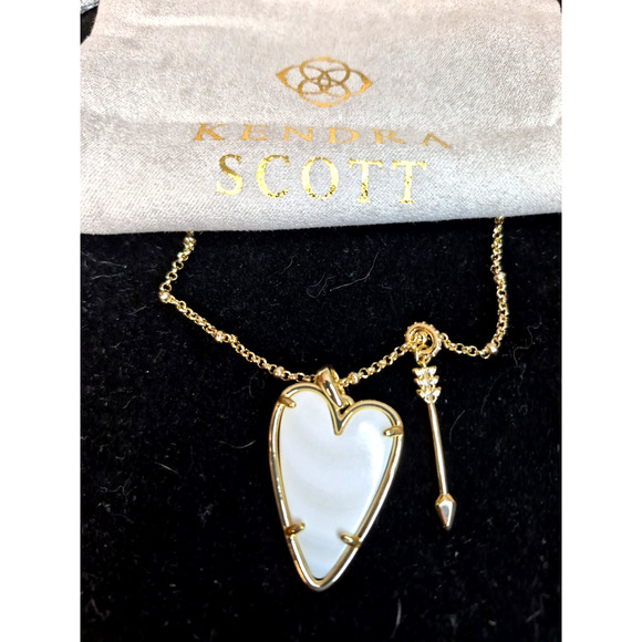 Kendra Scott Ansley Arrow White Stone Heart Necklace 14K Gold Plated New Gift - Picture 2 of 7